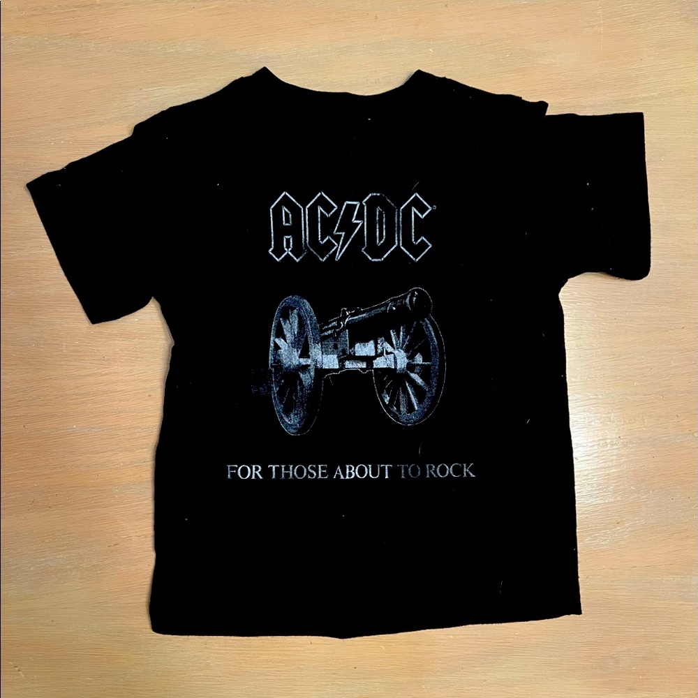 AC/DC kids band tee shirt size 4T